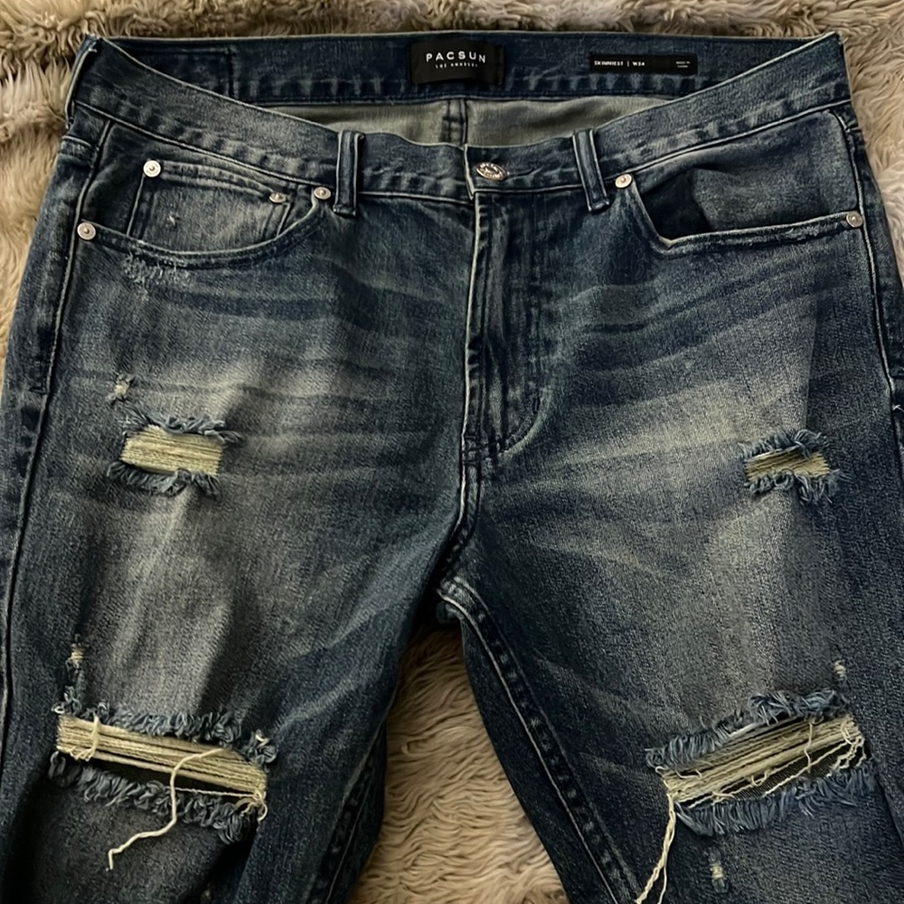 PACSUN denim short. Skinny. W34 ripped style